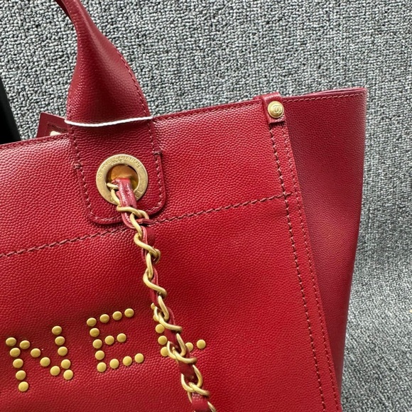 100% Authentic CHANEL DeauVille Medium Leather Satchel Bag - Picture 4 of 15